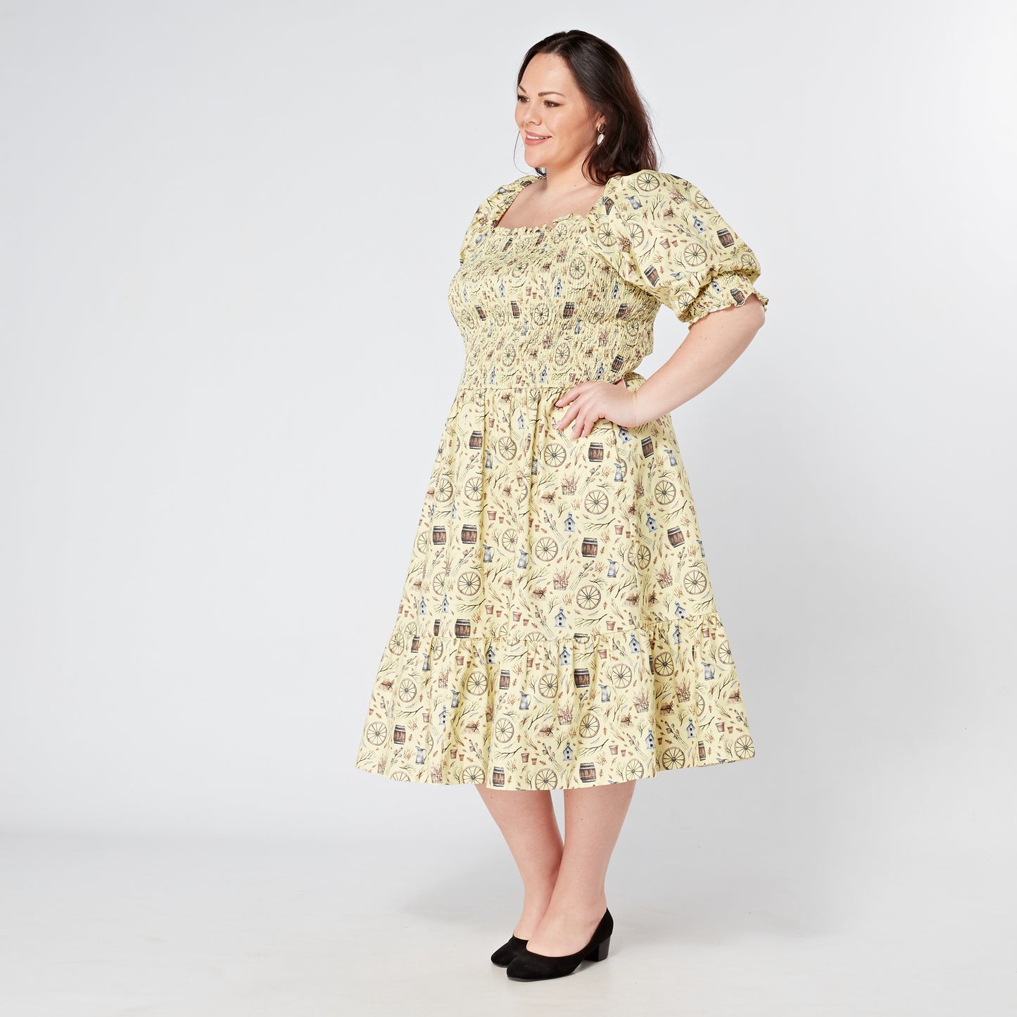 Plus-Size-Shirred-Cotton-Midi-Dress-With-Sleeves