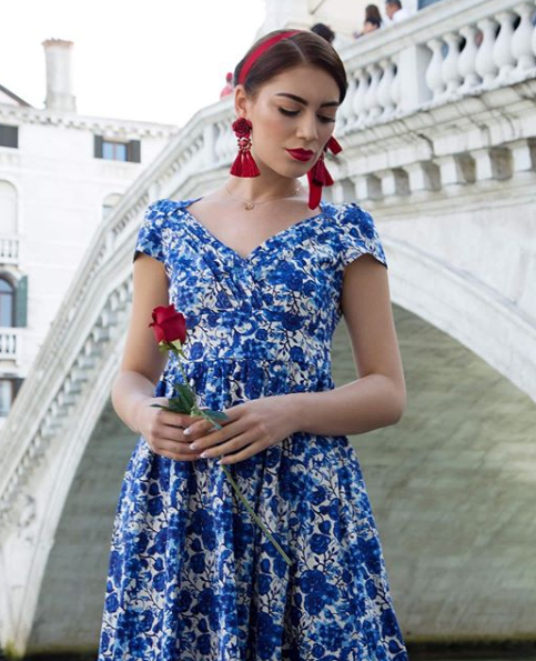 Lindy Bop 'Magnolia' Blue Watercolour Floral Vintage Cotton Swing Dress